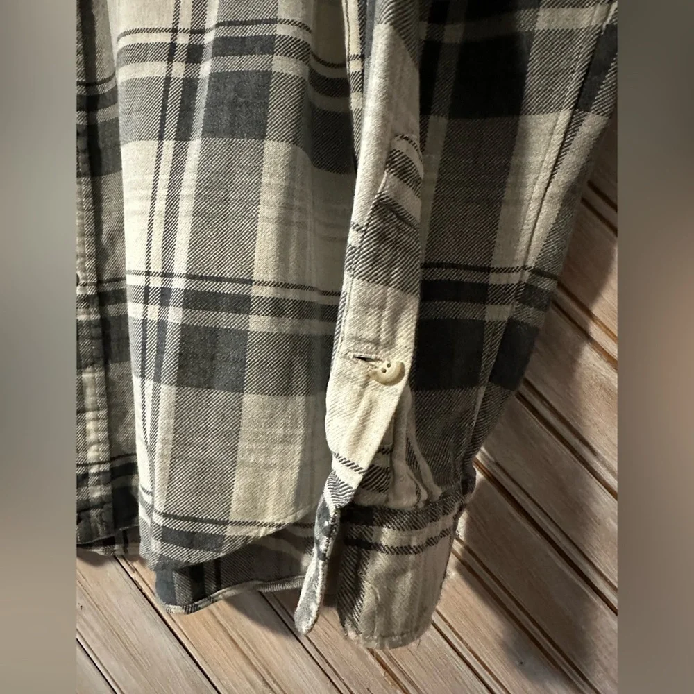 Polo by Ralph Lauren Grey & Black Plaid Casual Button Down Shirt Well Worn - Picture 5 of 8